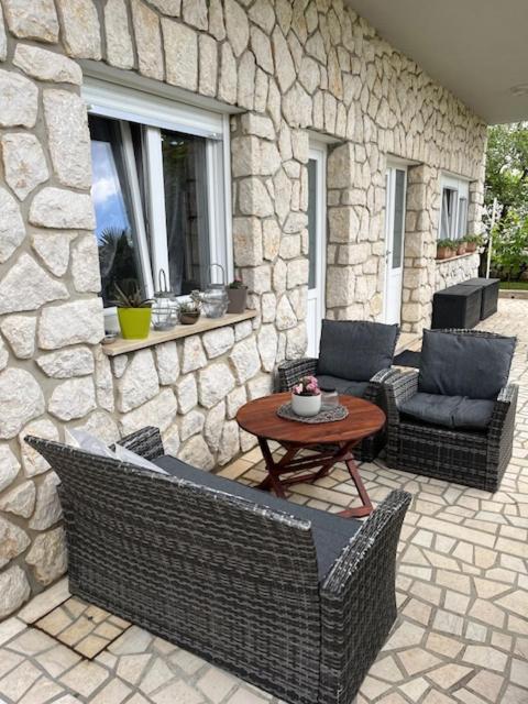 Apartman Laura 드라말리 객실 사진