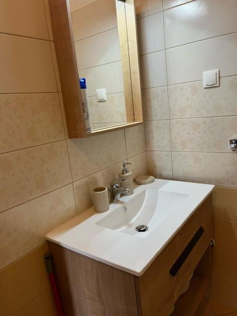 Apartman Laura 드라말리 객실 사진